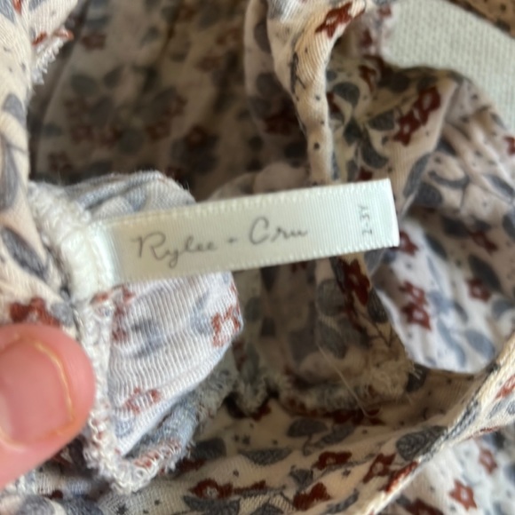Rylee and Cru Vintage Floral Romper 2-3 years - Picture 4 of 4